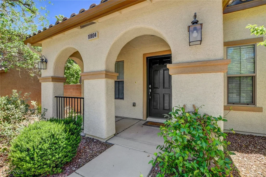 10804 Mason Hill, Las Vegas, NV 89166