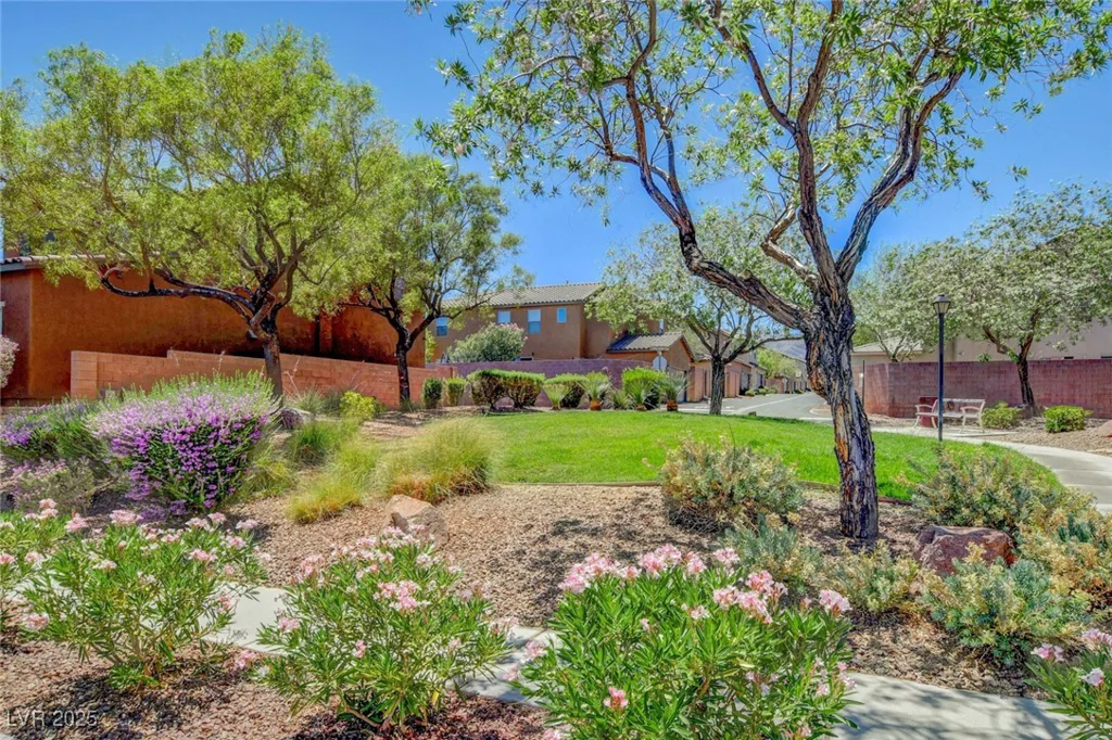 10804 Mason Hill, Las Vegas, NV 89166