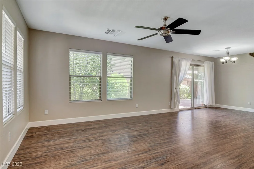 10804 Mason Hill, Las Vegas, NV 89166