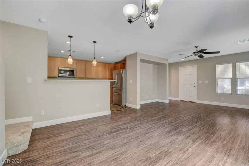 10804 Mason Hill, Las Vegas, NV 89166