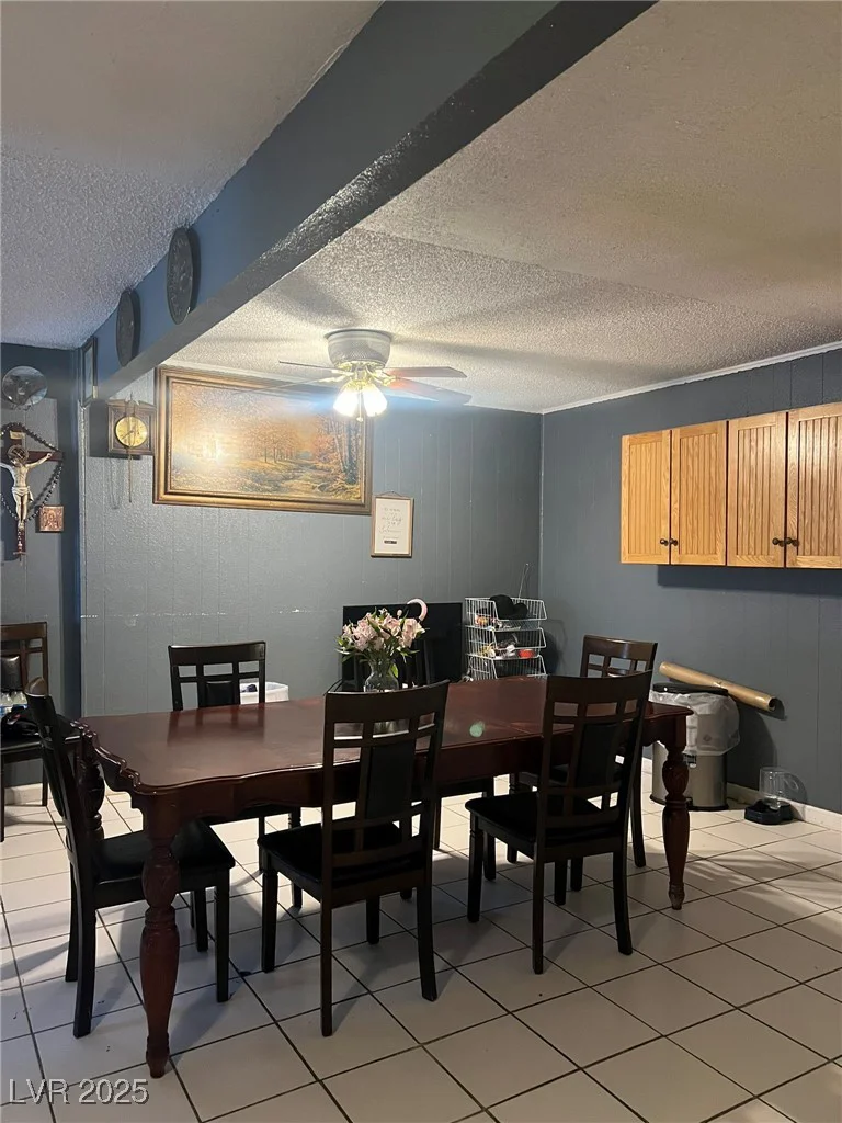 1905 Walker, Las Vegas, NV 89106