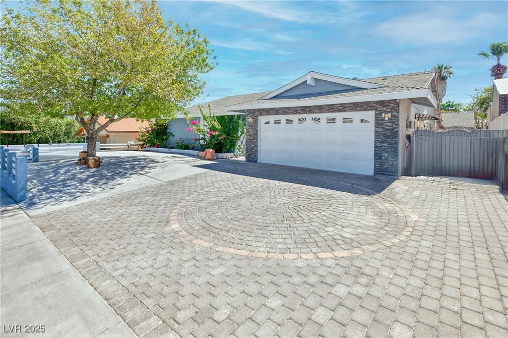 3959 Briarcrest, Las Vegas, NV 89120