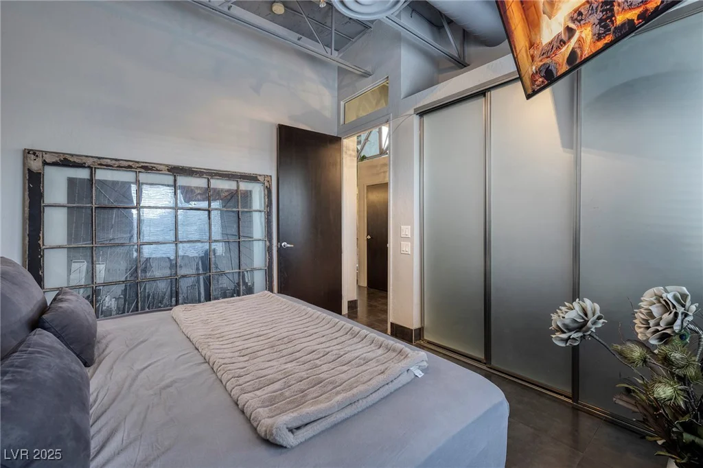 5014 Thunder River, Las Vegas, NV 89148