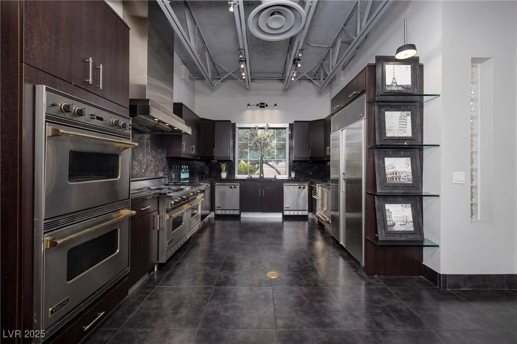 5014 Thunder River, Las Vegas, NV 89148