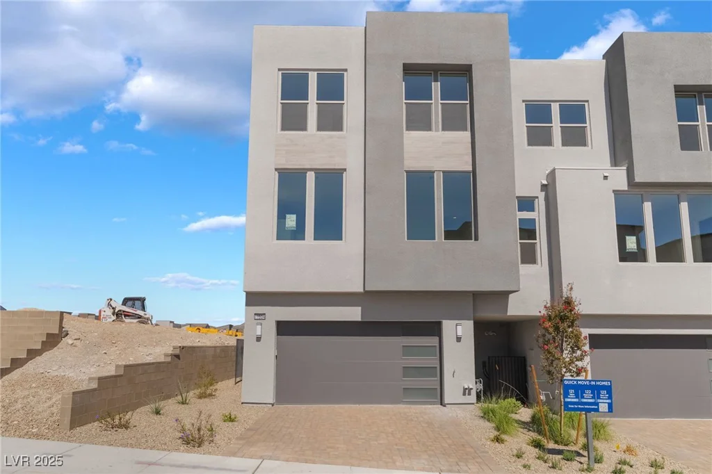11534 Hillrise, Las Vegas, NV 89138