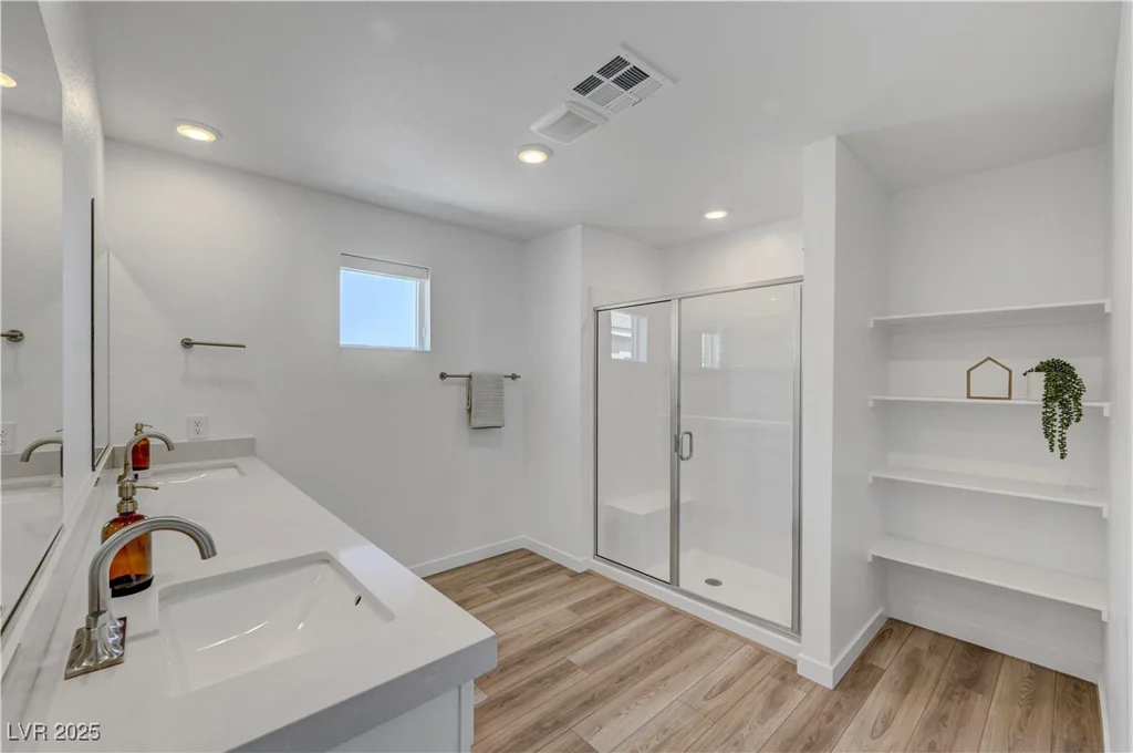 9929 Lost Horse, Las Vegas, NV 89178