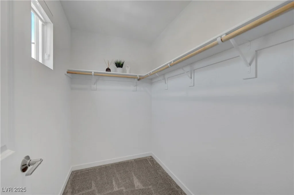 9929 Lost Horse, Las Vegas, NV 89178