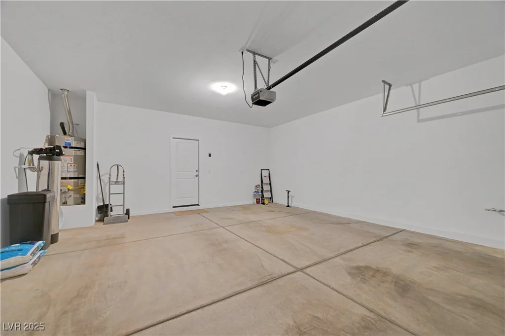 9929 Lost Horse, Las Vegas, NV 89178