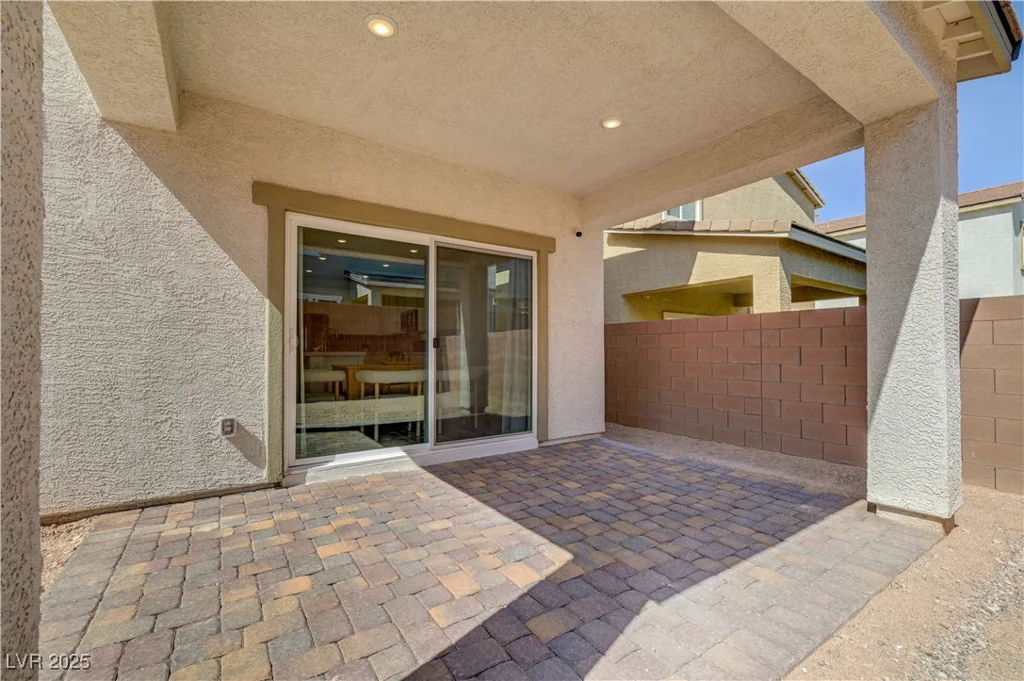 9929 Lost Horse, Las Vegas, NV 89178