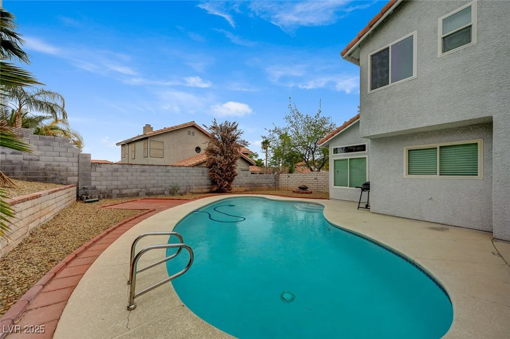 345 Templeton, Henderson, NV 89074