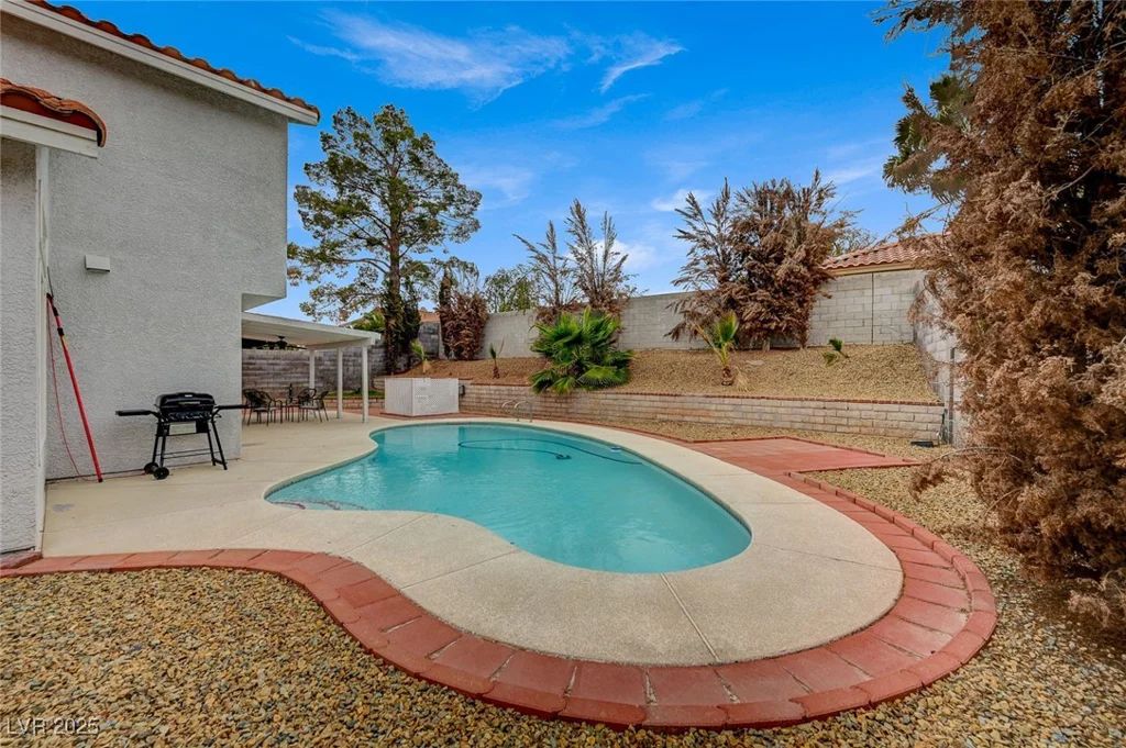 345 Templeton, Henderson, NV 89074