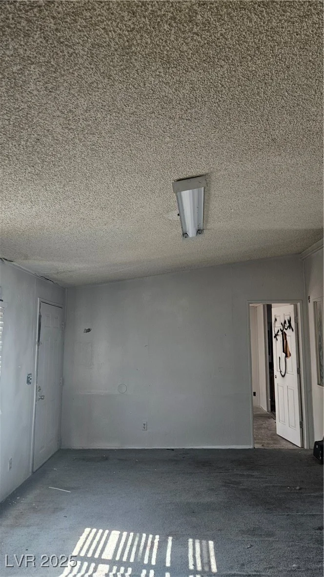 31 Tonopah, Pahrump, NV 89048