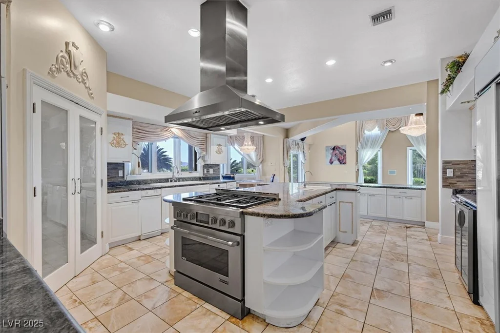 3372 Westwind, Las Vegas, NV 89146