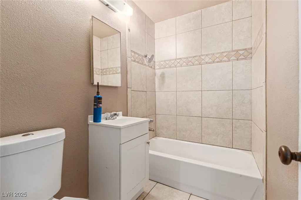 520 Leonard, Las Vegas, NV 89106
