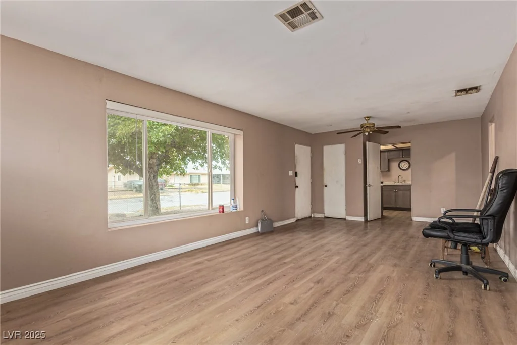 520 Leonard, Las Vegas, NV 89106
