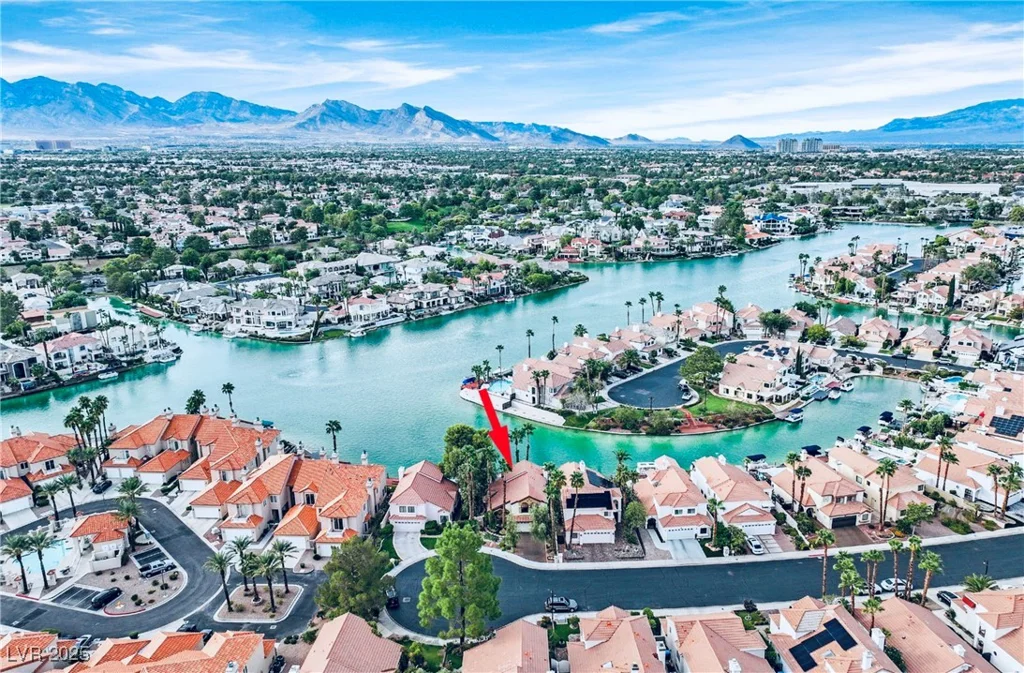 3161 Waterside, Las Vegas, NV 89117