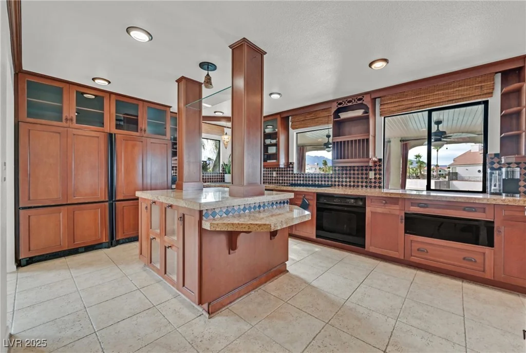 3161 Waterside, Las Vegas, NV 89117