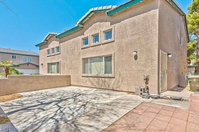 5617 Open, Las Vegas, NV 89118