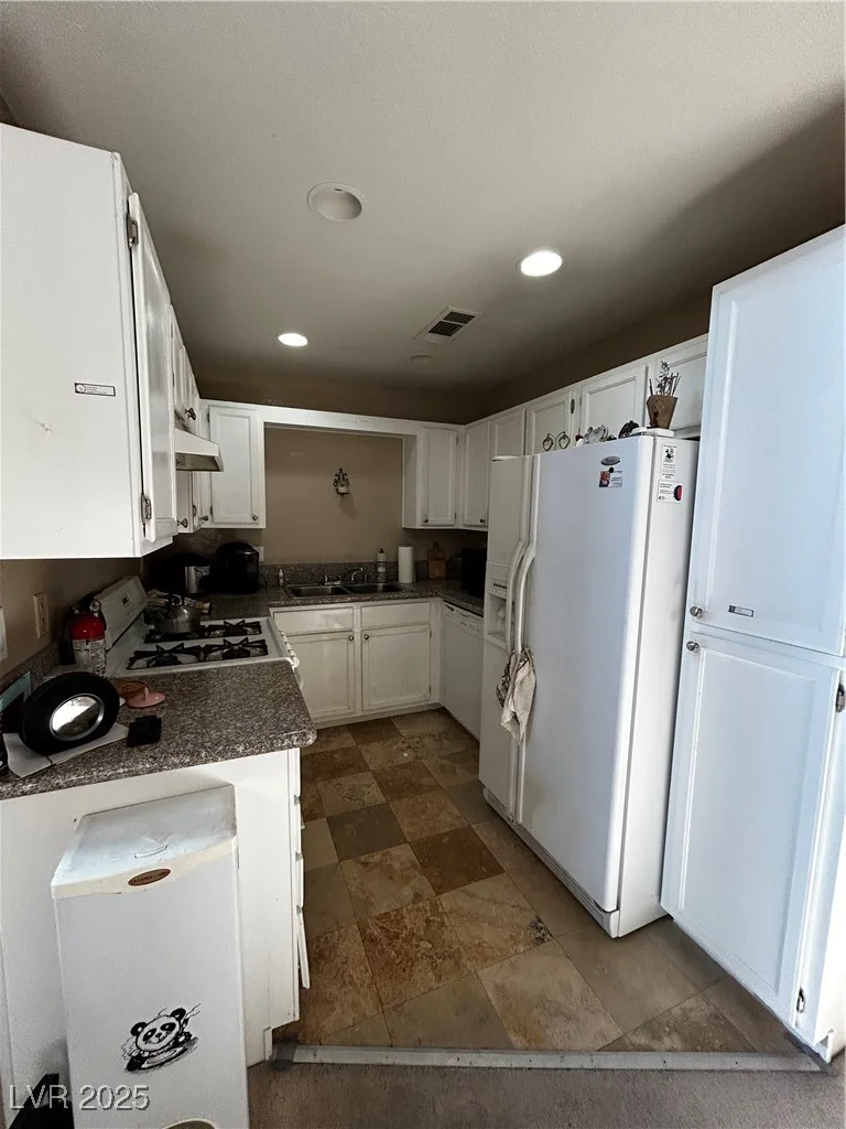 5617 Open, Las Vegas, NV 89118
