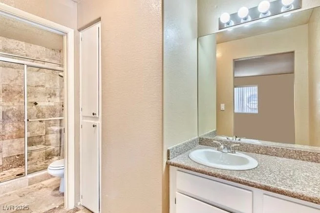 5617 Open, Las Vegas, NV 89118