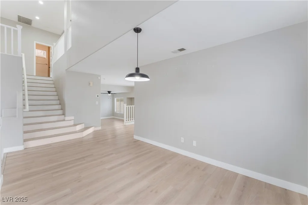 3695 Funston, Las Vegas, NV 89129