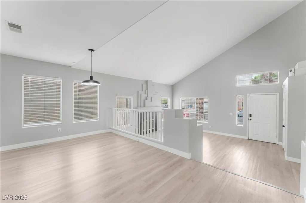 3695 Funston, Las Vegas, NV 89129