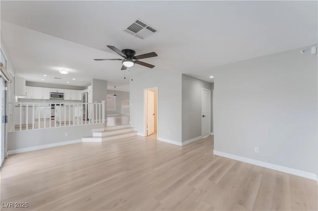 3695 Funston, Las Vegas, NV 89129