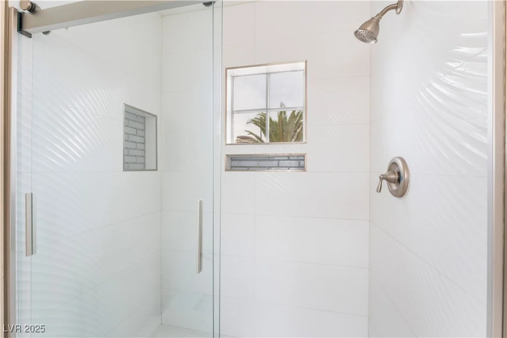 3695 Funston, Las Vegas, NV 89129