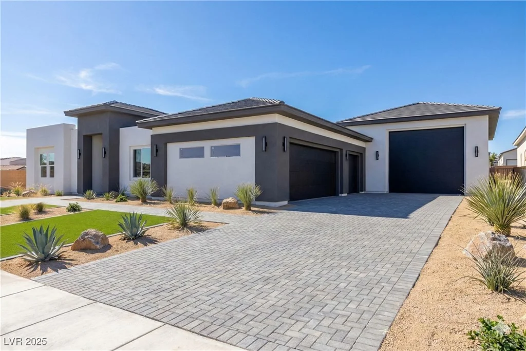 8835 Monte Cristo Way, Las Vegas, NV 89113