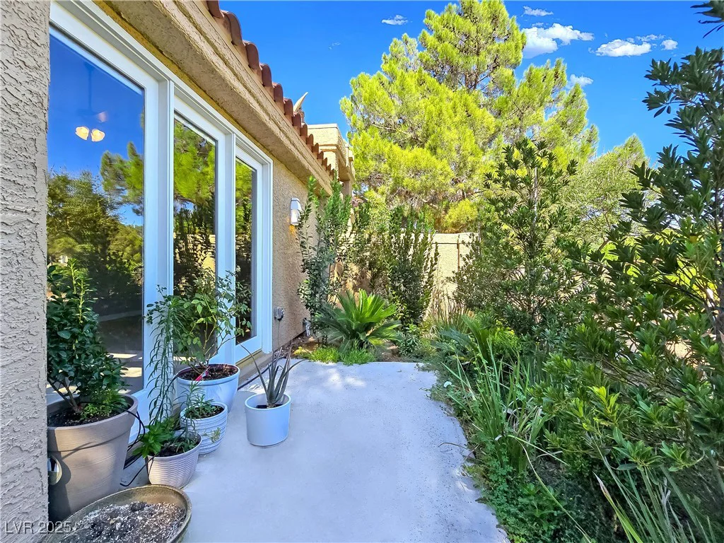 5008 Shoal Creek, Las Vegas, NV 89113