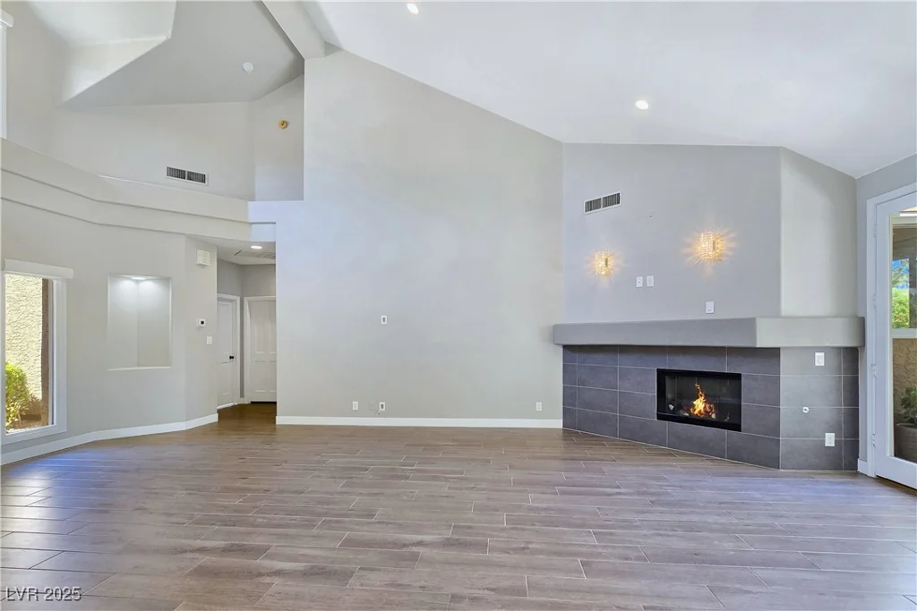 5008 Shoal Creek, Las Vegas, NV 89113