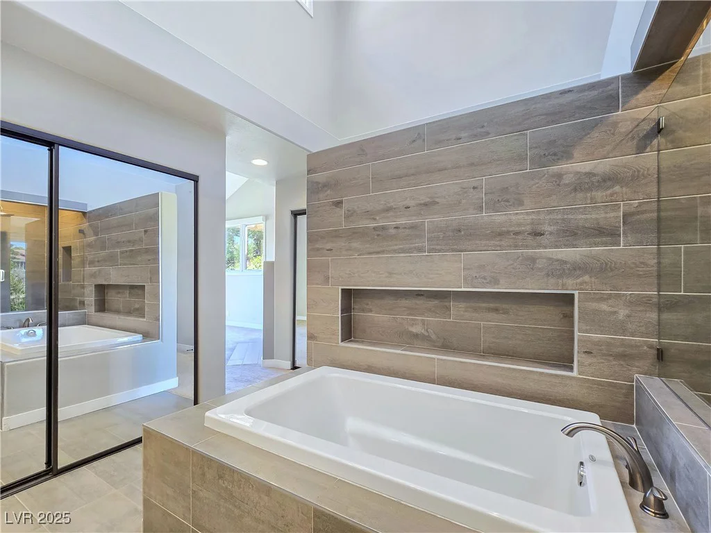 5008 Shoal Creek, Las Vegas, NV 89113