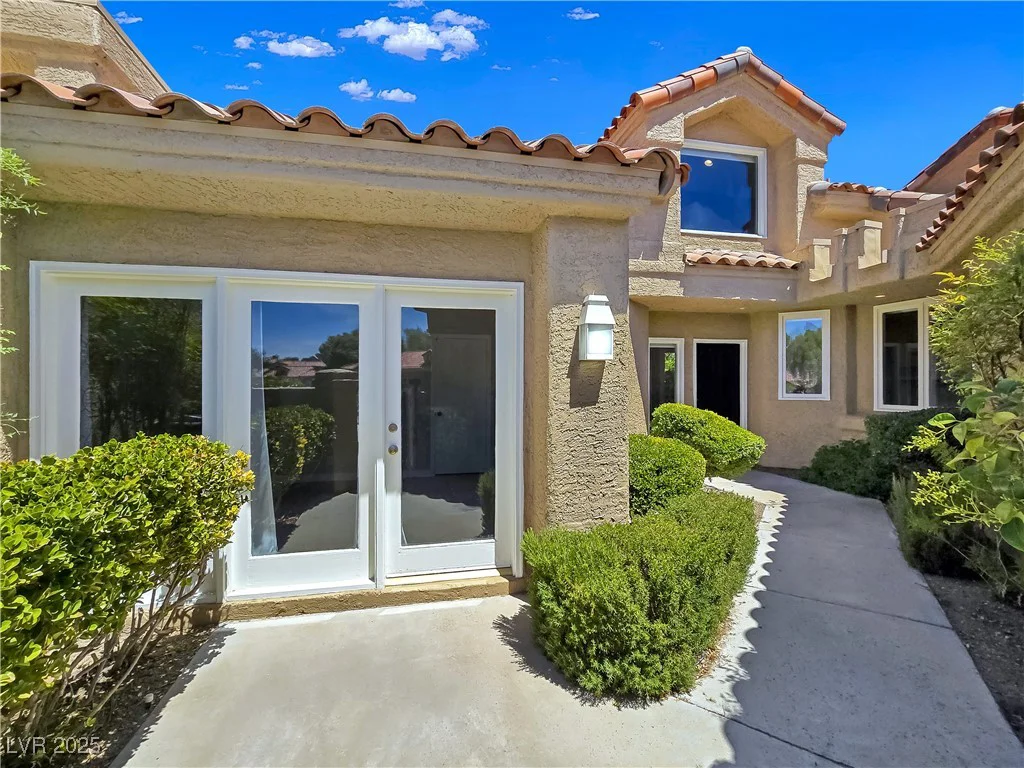 5008 Shoal Creek, Las Vegas, NV 89113
