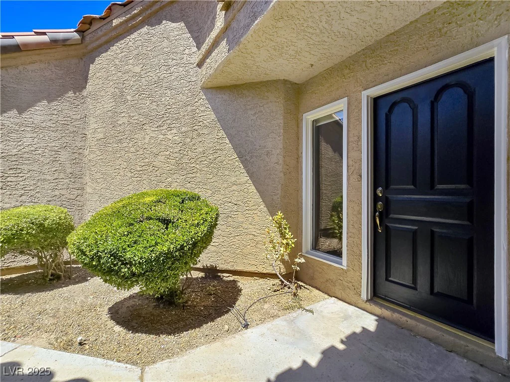 5008 Shoal Creek, Las Vegas, NV 89113