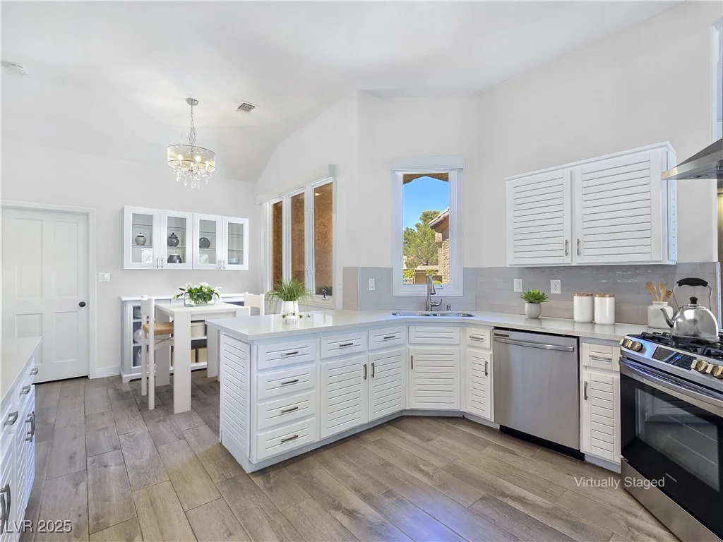 5008 Shoal Creek, Las Vegas, NV 89113