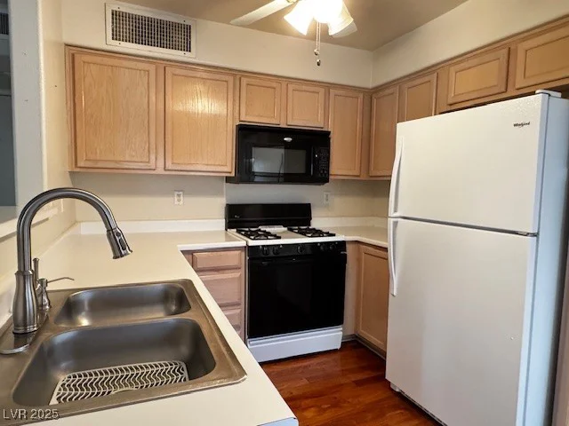 5244 Mandalay Springs, Las Vegas, NV 89120