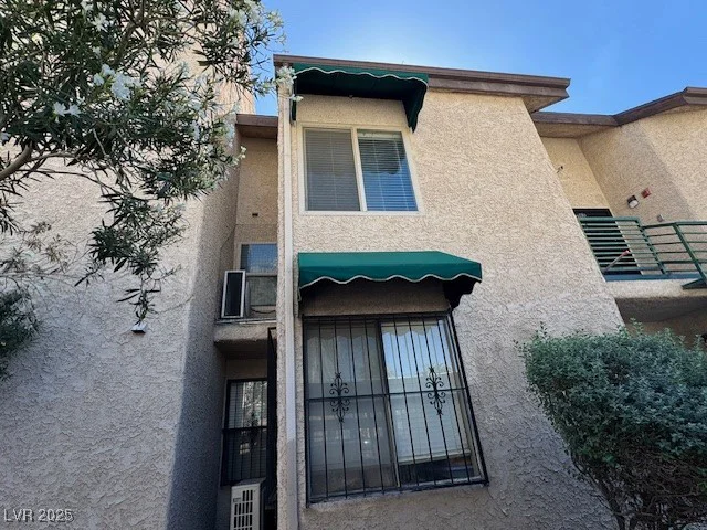 450 Elm, Las Vegas, NV 89169