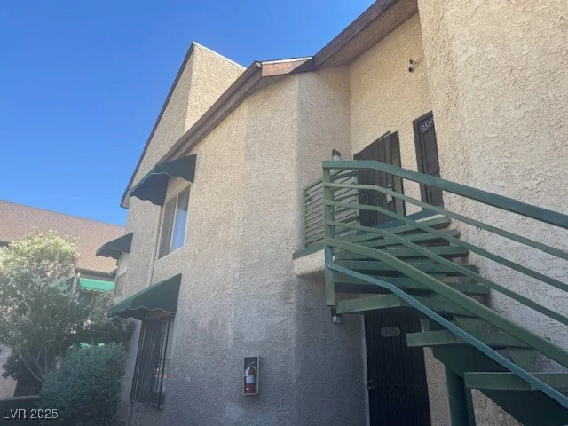 450 Elm, Las Vegas, NV 89169