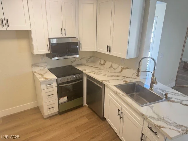 450 Elm, Las Vegas, NV 89169