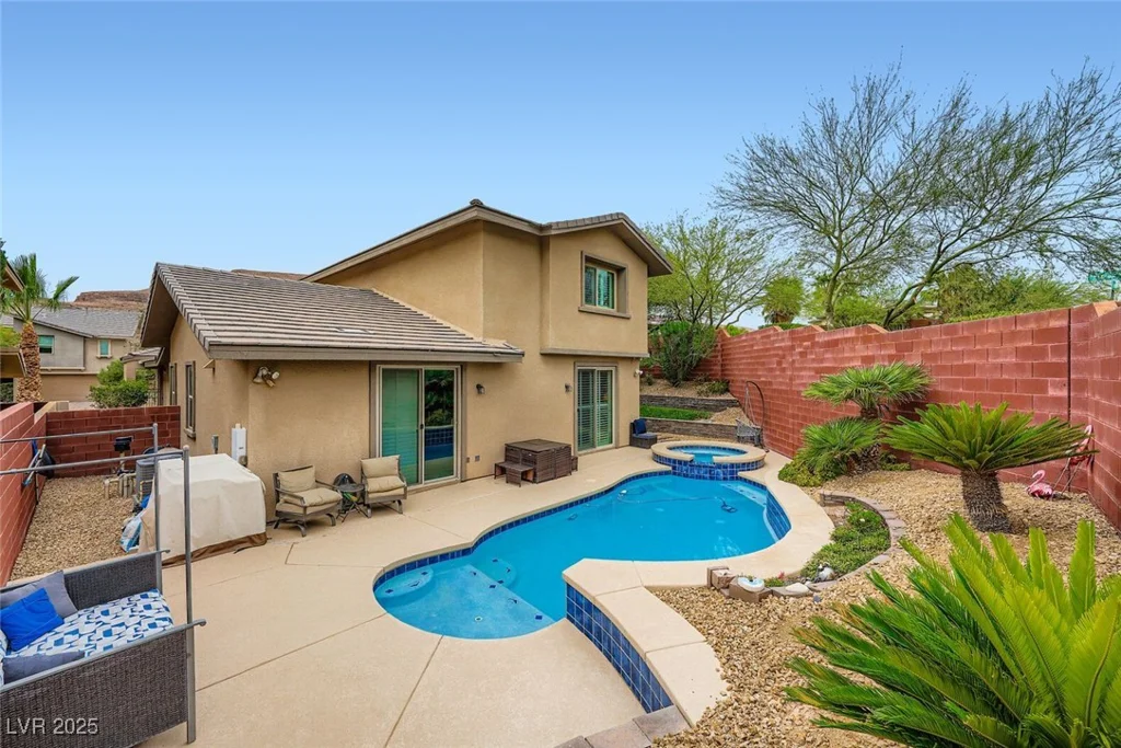 5568 Trilling Bird, Las Vegas, NV 89135