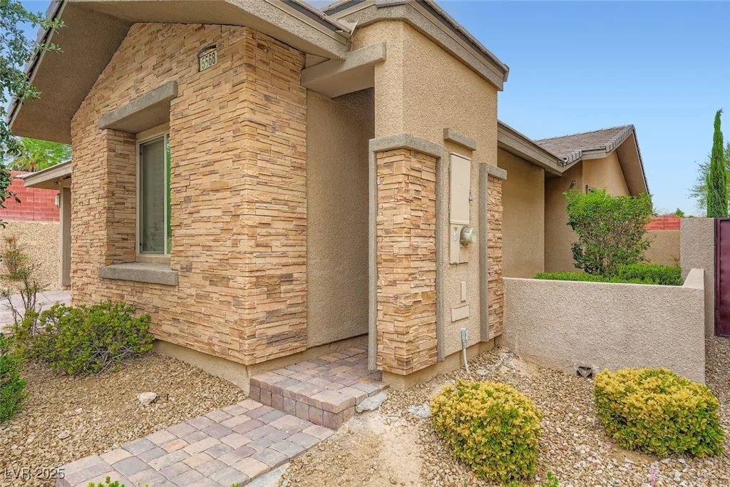 5568 Trilling Bird, Las Vegas, NV 89135