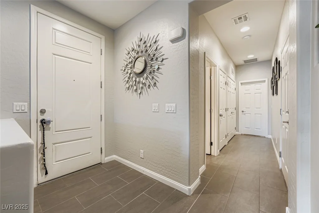 5568 Trilling Bird, Las Vegas, NV 89135