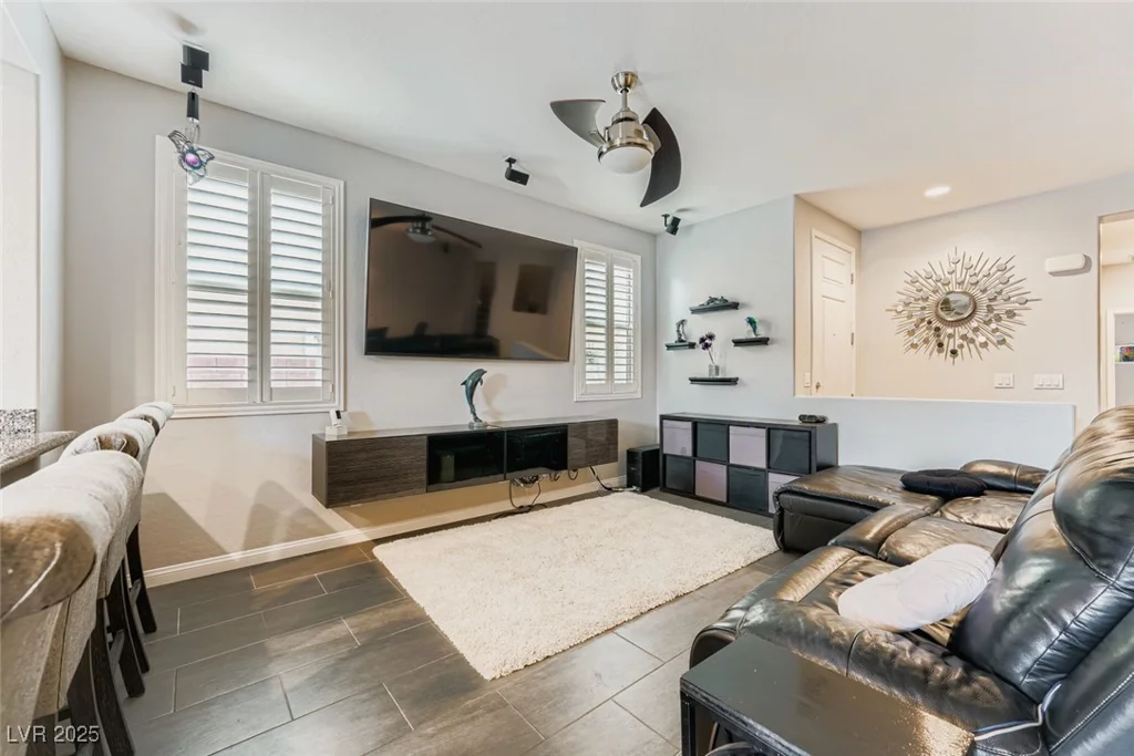 5568 Trilling Bird, Las Vegas, NV 89135