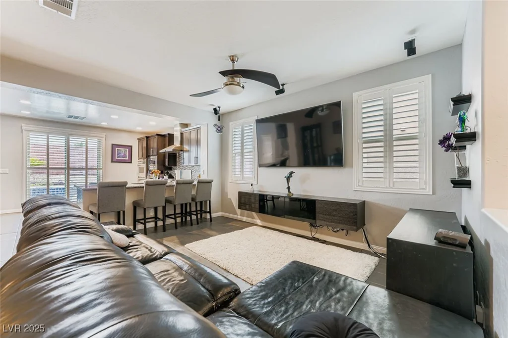 5568 Trilling Bird, Las Vegas, NV 89135