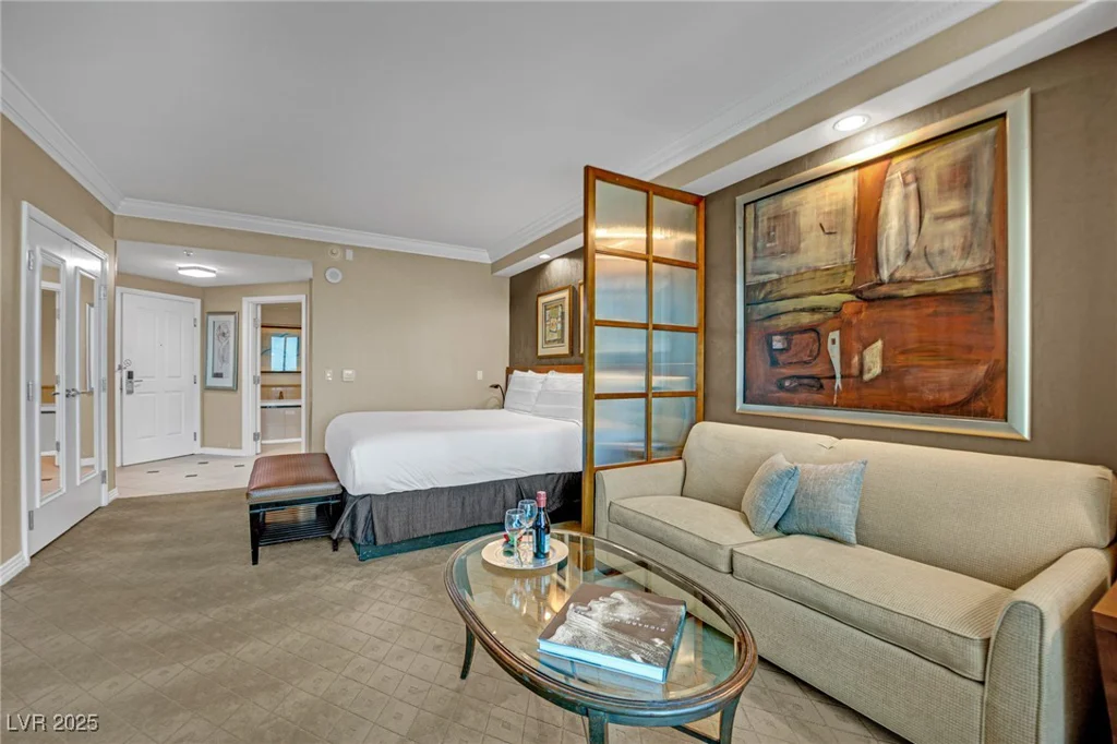 145 Harmon, Las Vegas, NV 89109