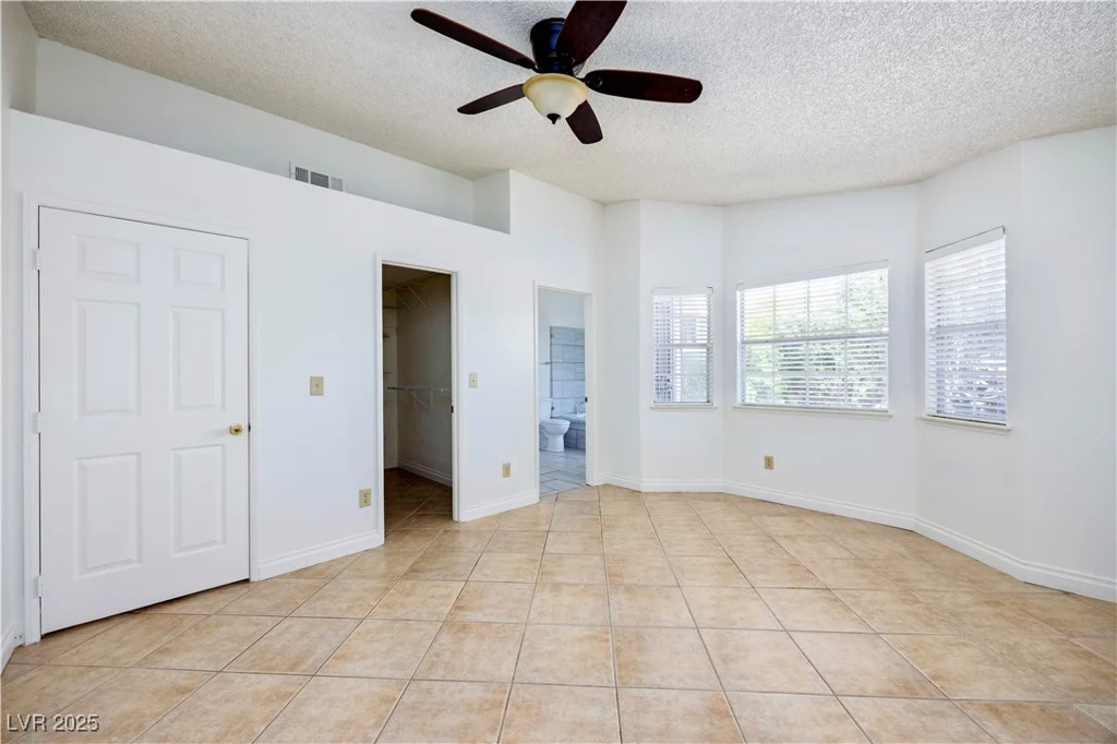 2208 Ladue, Las Vegas, NV 89128