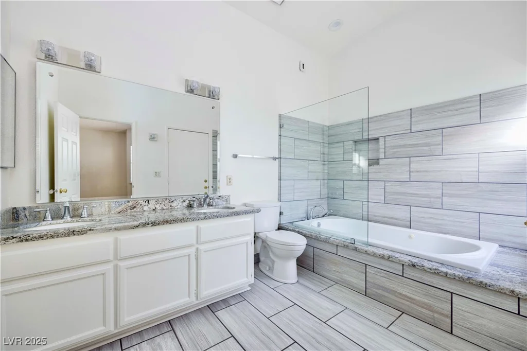 2208 Ladue, Las Vegas, NV 89128