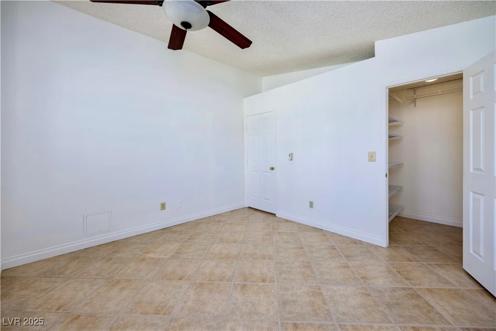 2208 Ladue, Las Vegas, NV 89128