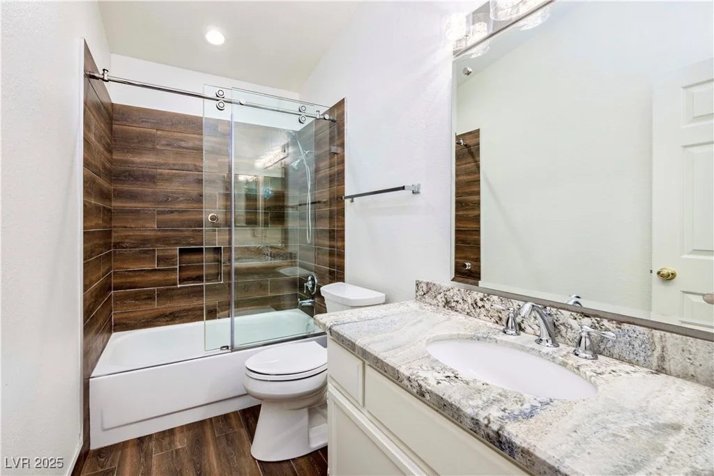 2208 Ladue, Las Vegas, NV 89128