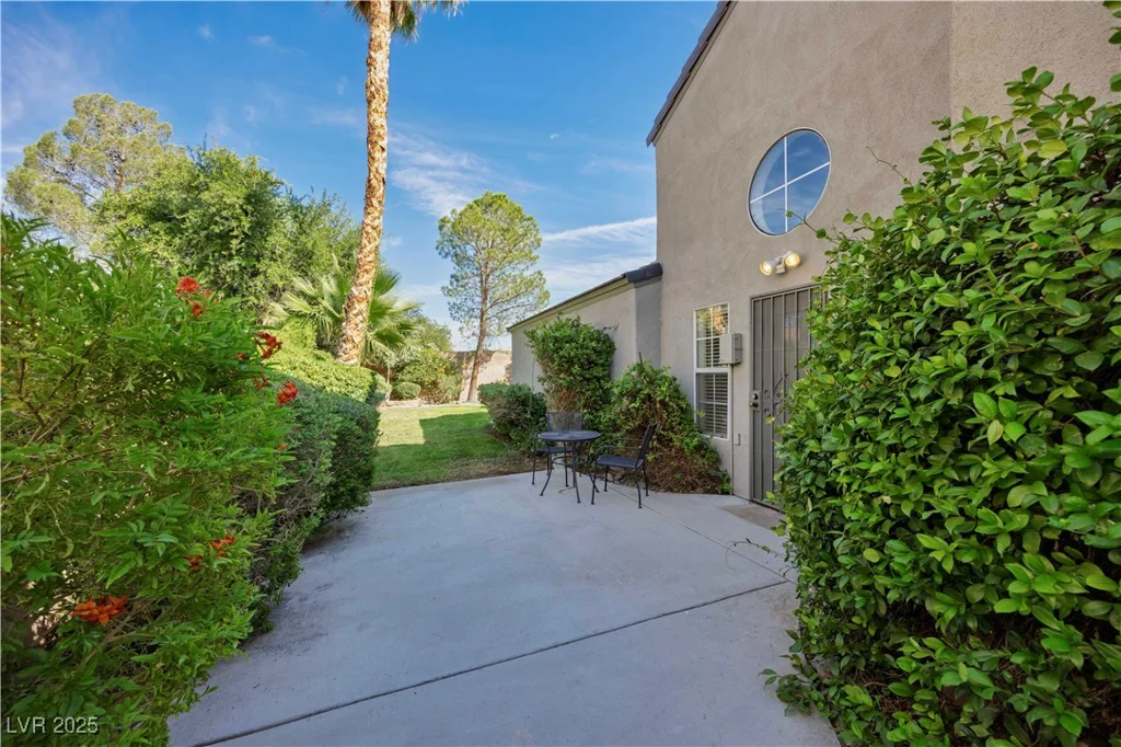 2208 Ladue, Las Vegas, NV 89128
